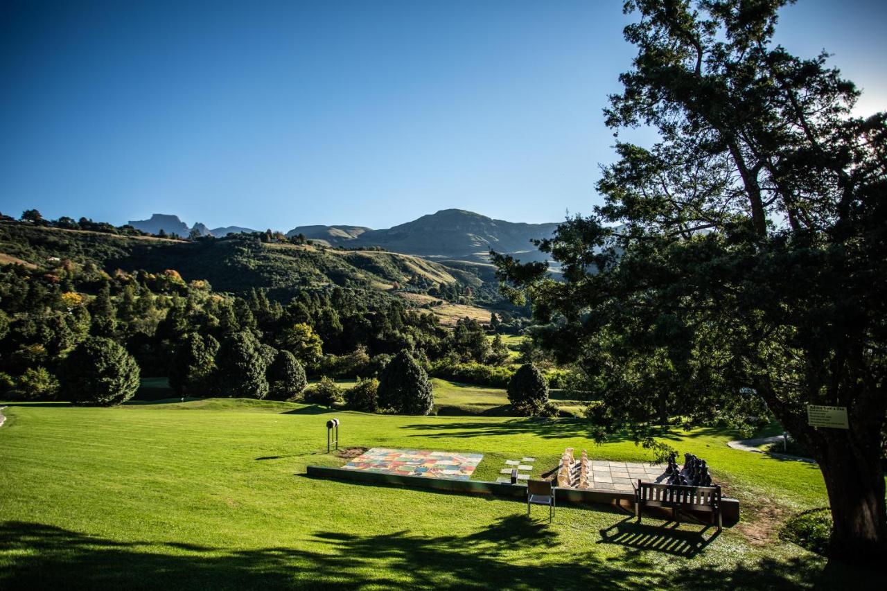 Drakensberg Sun Resort Cathkin Park Esterno foto