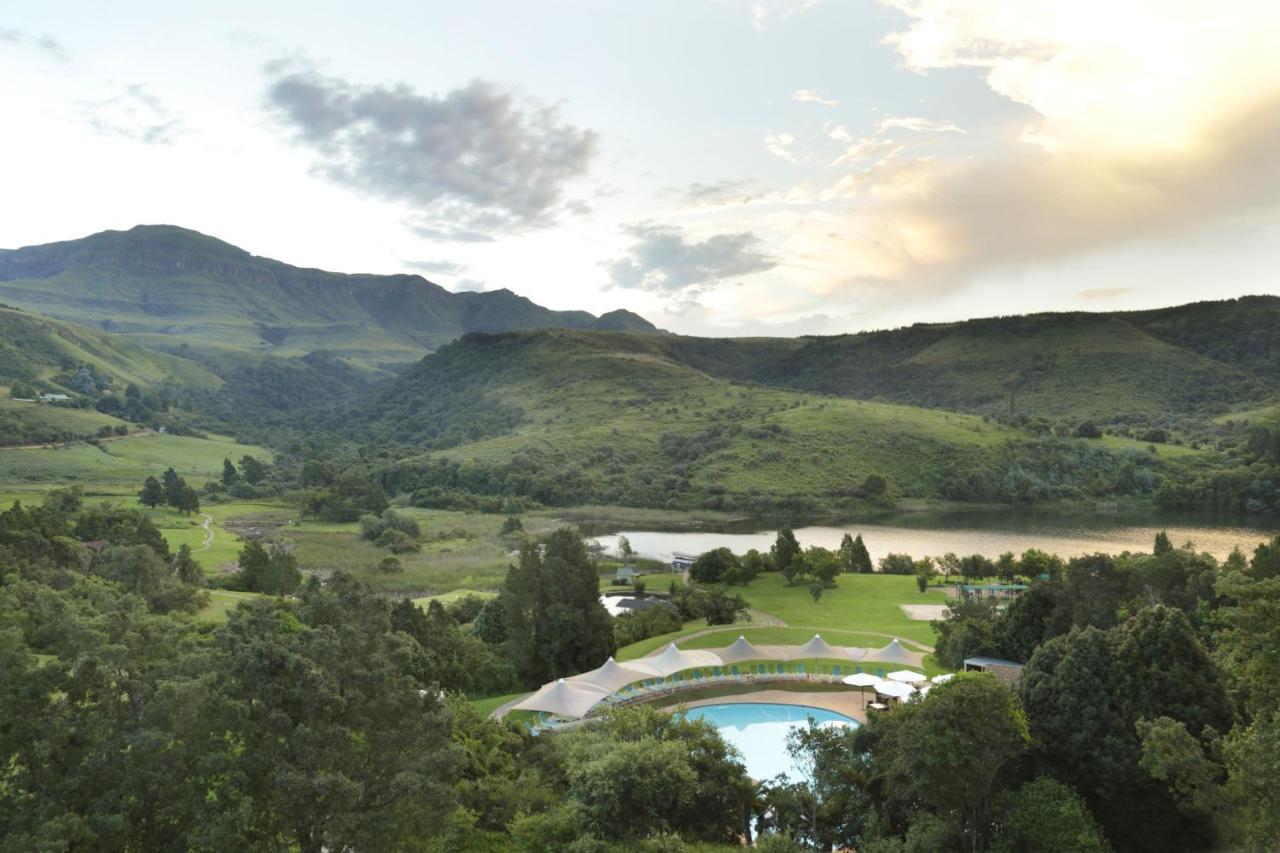 Drakensberg Sun Resort Cathkin Park Esterno foto