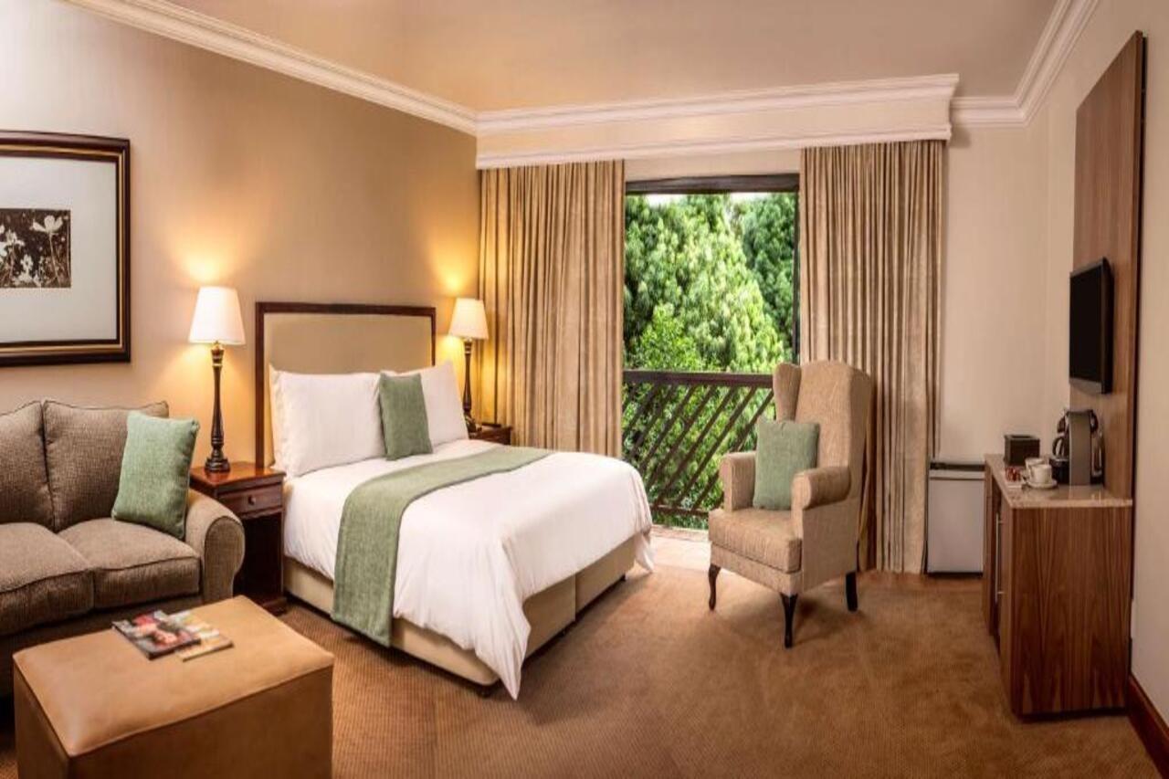 Drakensberg Sun Resort Cathkin Park Esterno foto