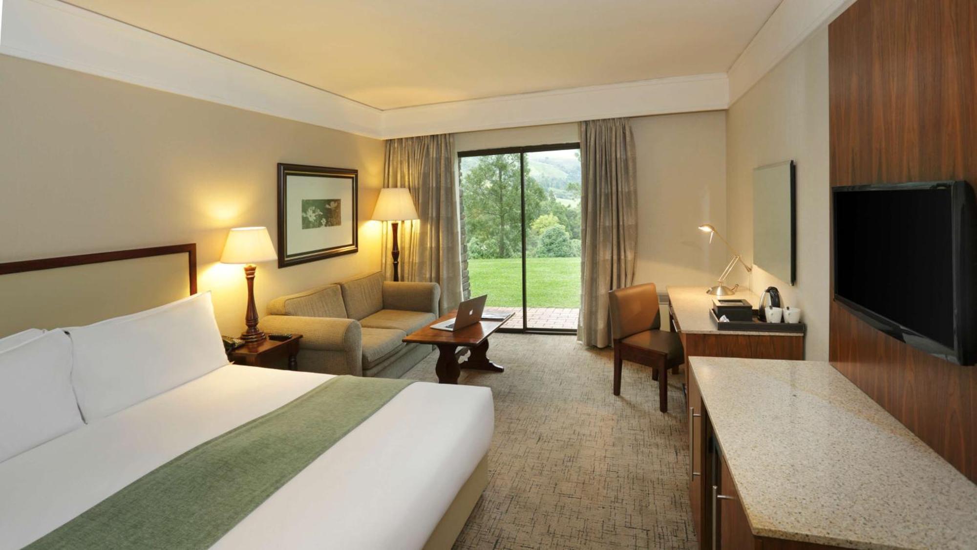 Drakensberg Sun Resort Cathkin Park Esterno foto