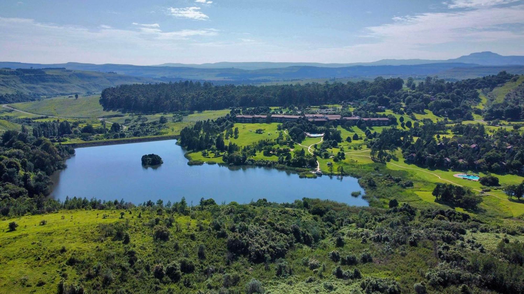 Drakensberg Sun Resort Cathkin Park Esterno foto