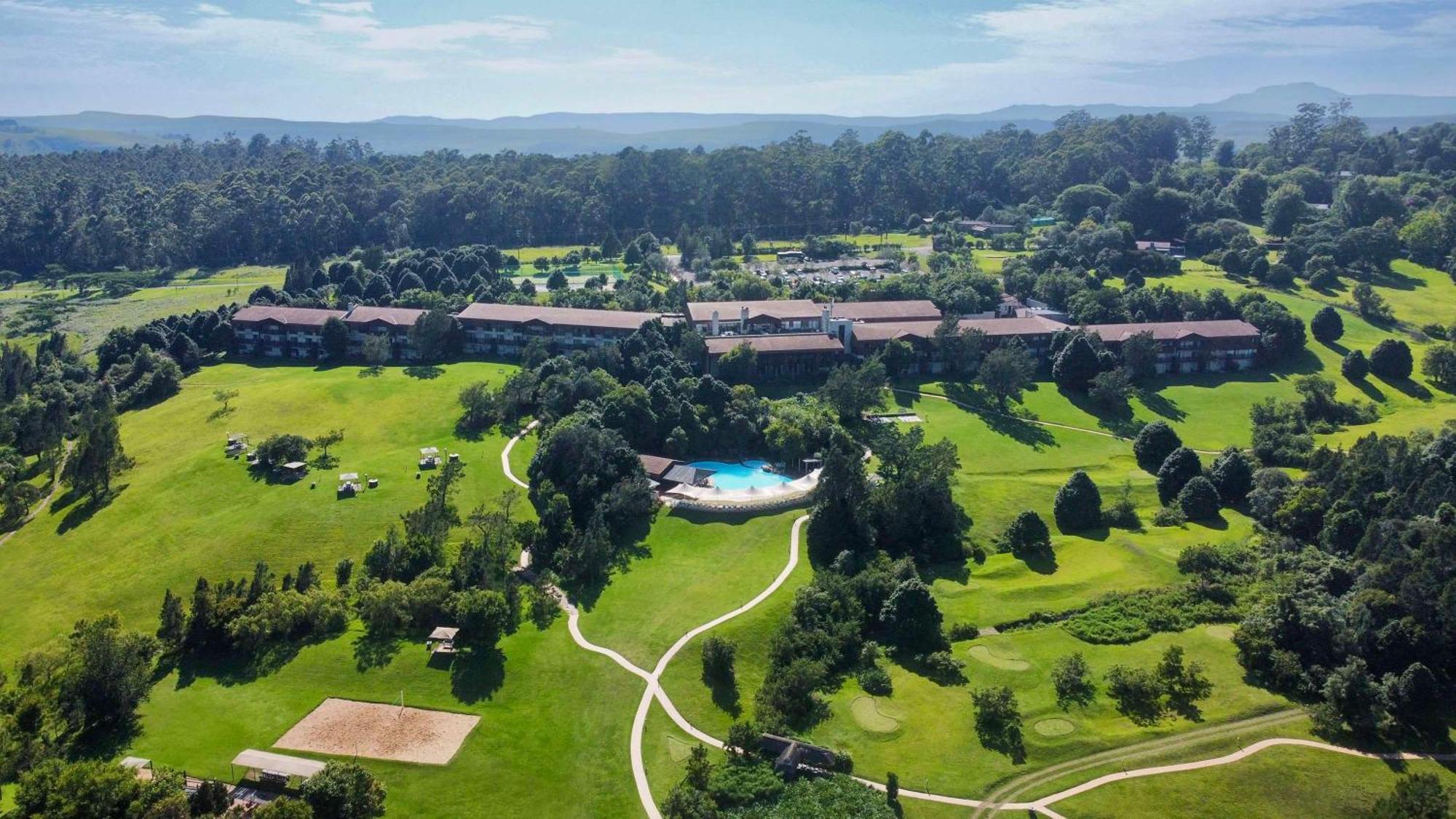 Drakensberg Sun Resort Cathkin Park Esterno foto