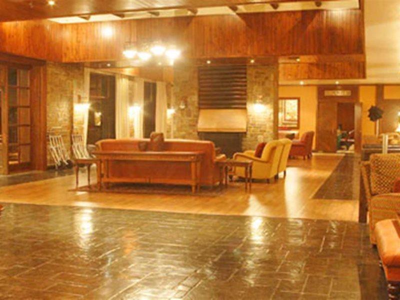 Drakensberg Sun Resort Cathkin Park Esterno foto