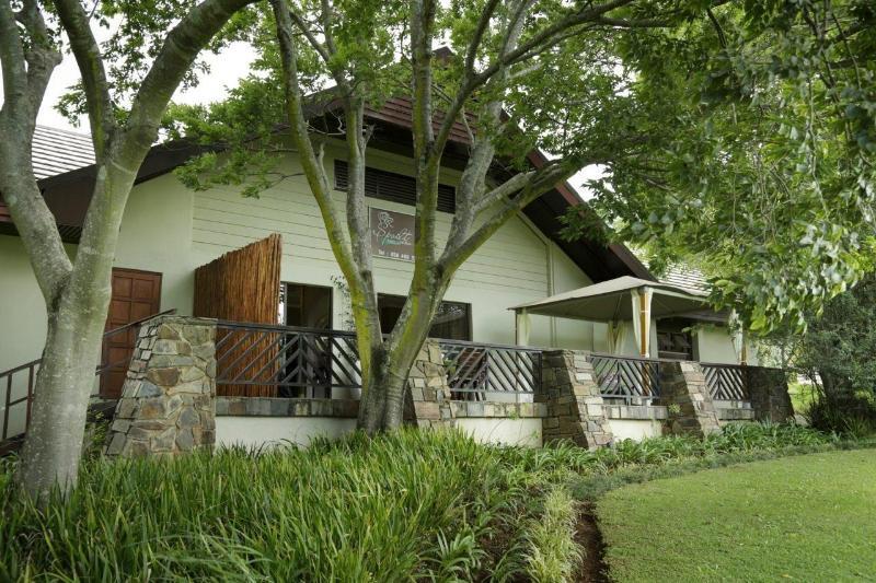Drakensberg Sun Resort Cathkin Park Esterno foto