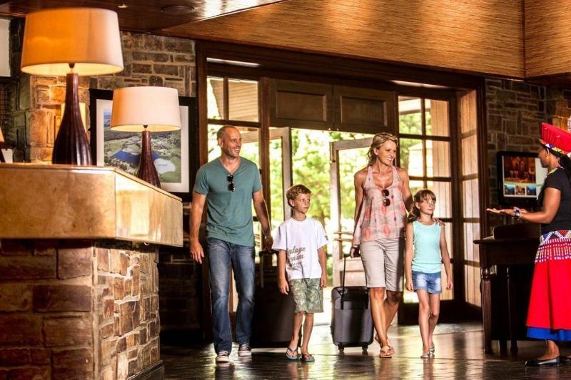 Drakensberg Sun Resort Cathkin Park Esterno foto